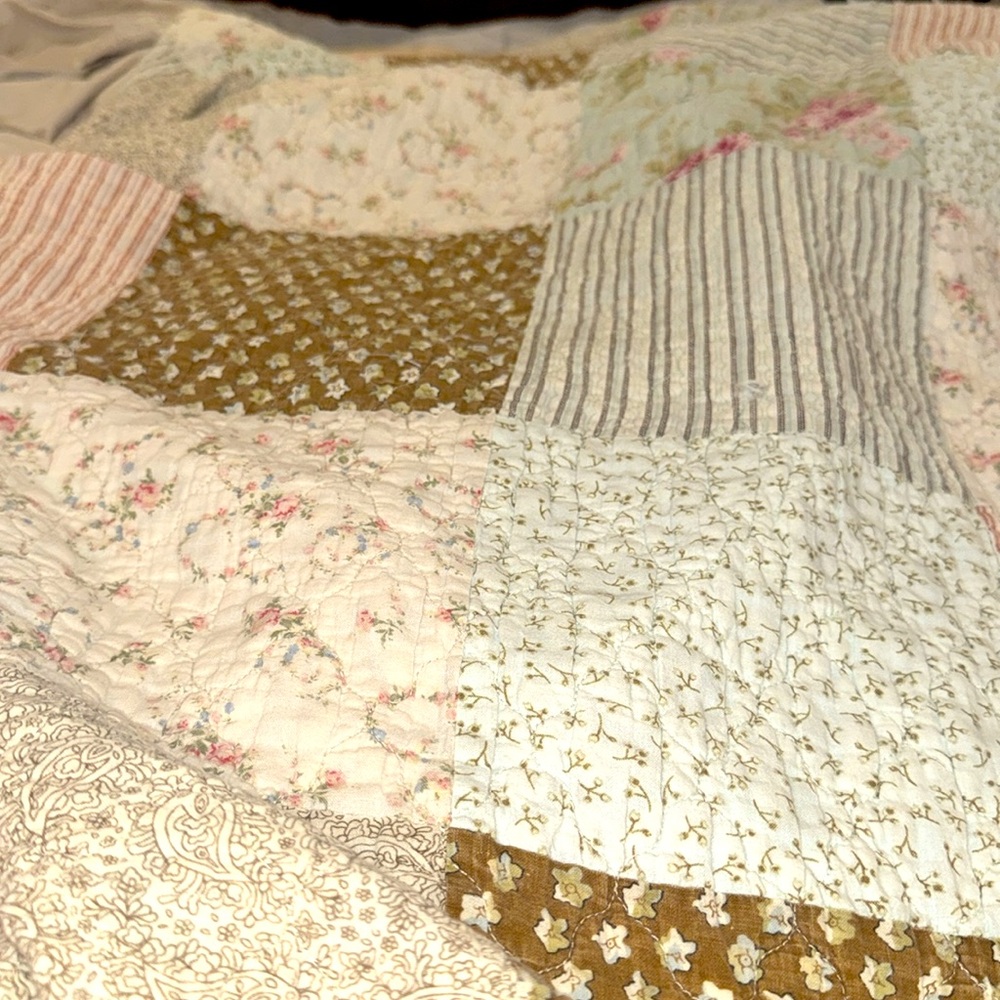 Vintage Floral shabby heirloom cottage Patchwork Quilt robin’s egg, pink,  brown - Picture 6 of 13